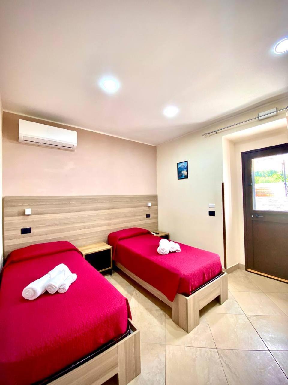 Resort - Localita Santa Barbara Баняра Калабра Екстериор снимка